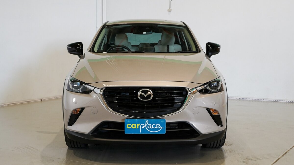 Mazda Cx-3 image 2