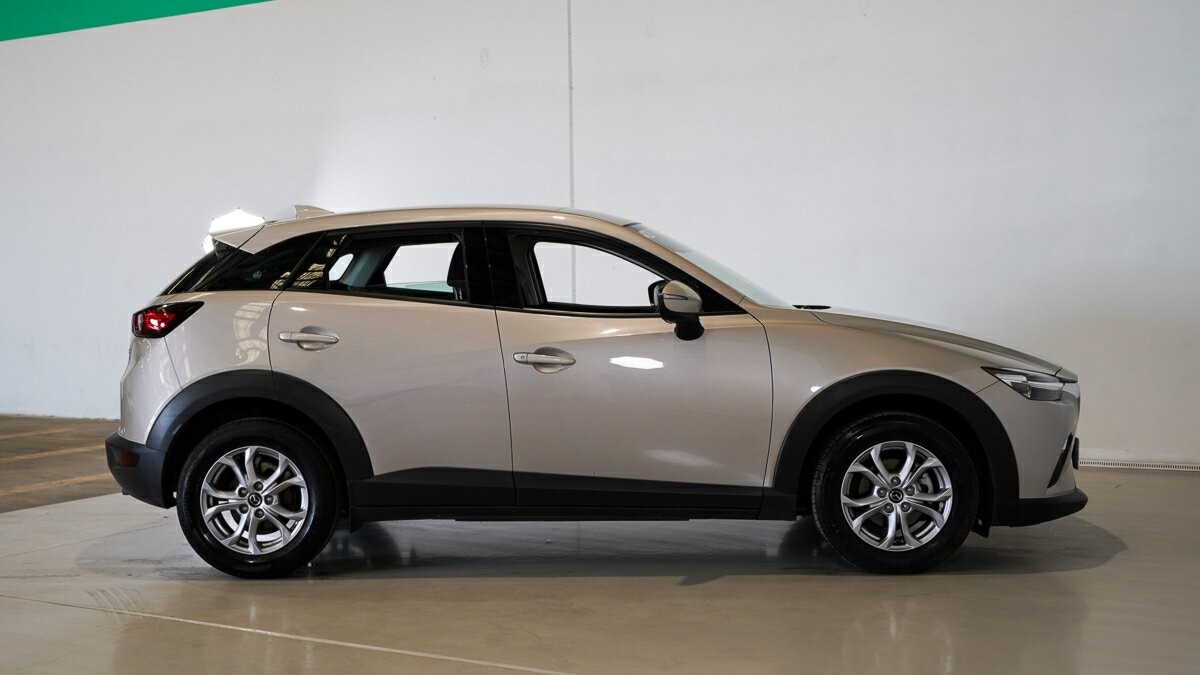 Mazda Cx-3 image 3