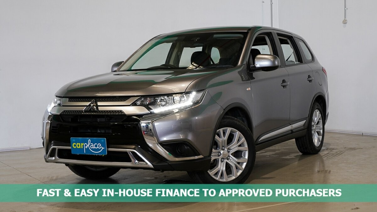 Mitsubishi Outlander image 1