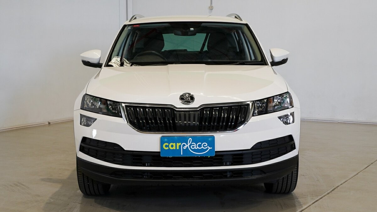 Skoda Karoq image 2