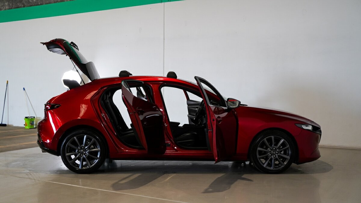 Mazda 3 image 4