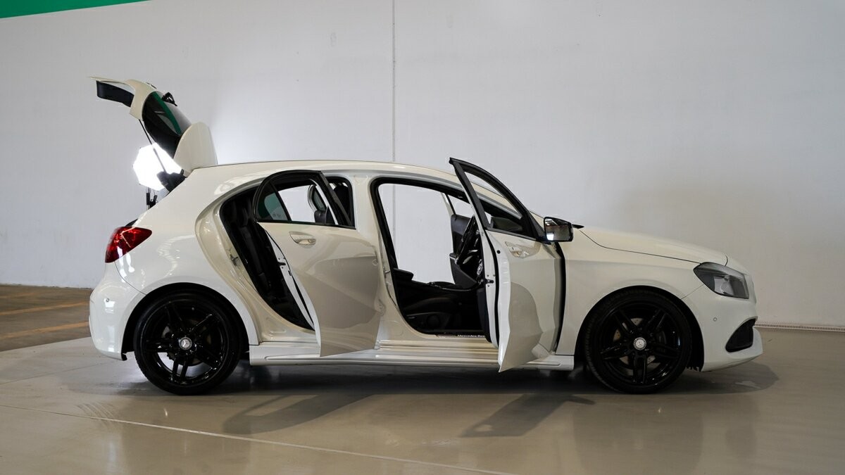 Mercedes Benz A-class image 4