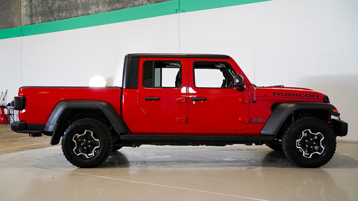 Jeep Gladiator image 3
