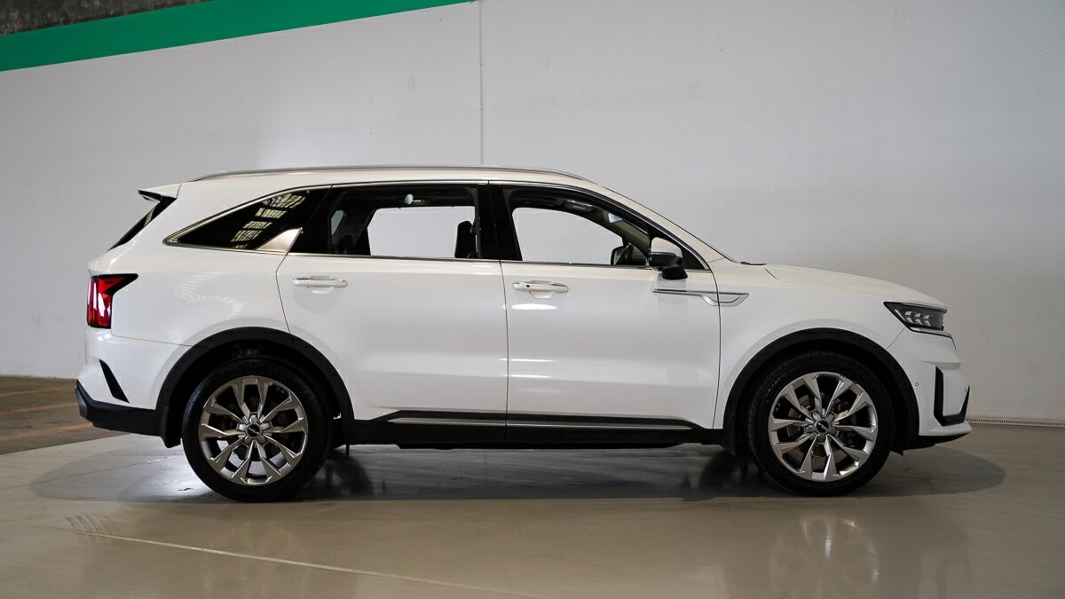 Kia Sorento image 3