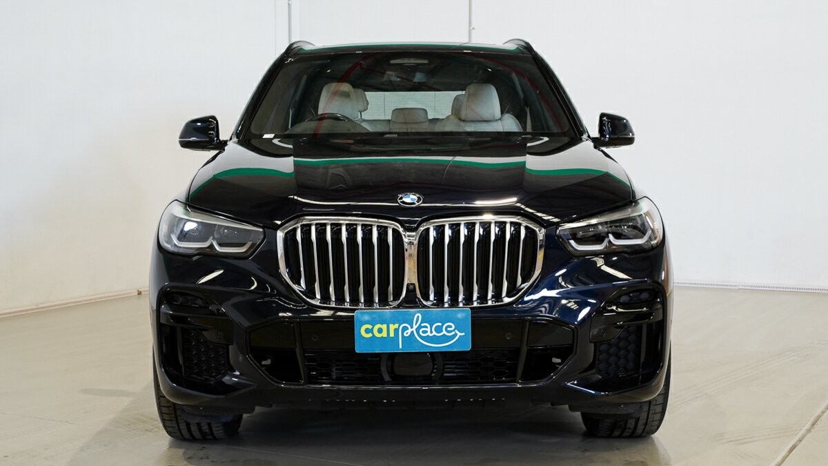 BMW X5 image 2