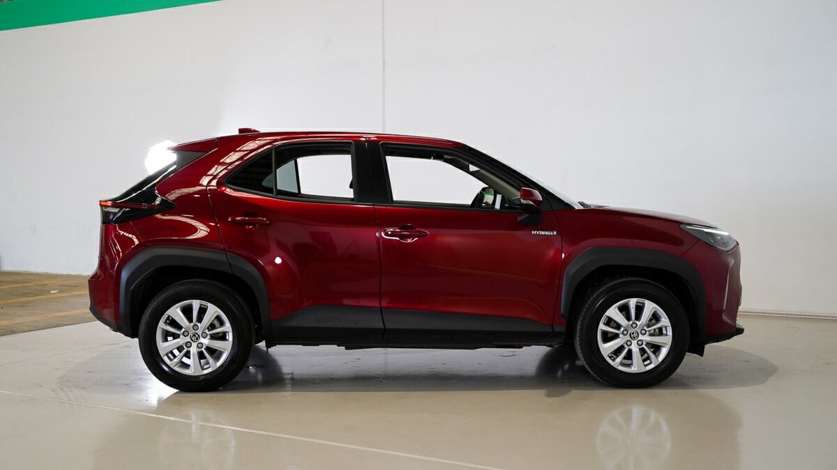Toyota Yaris Cross image 3