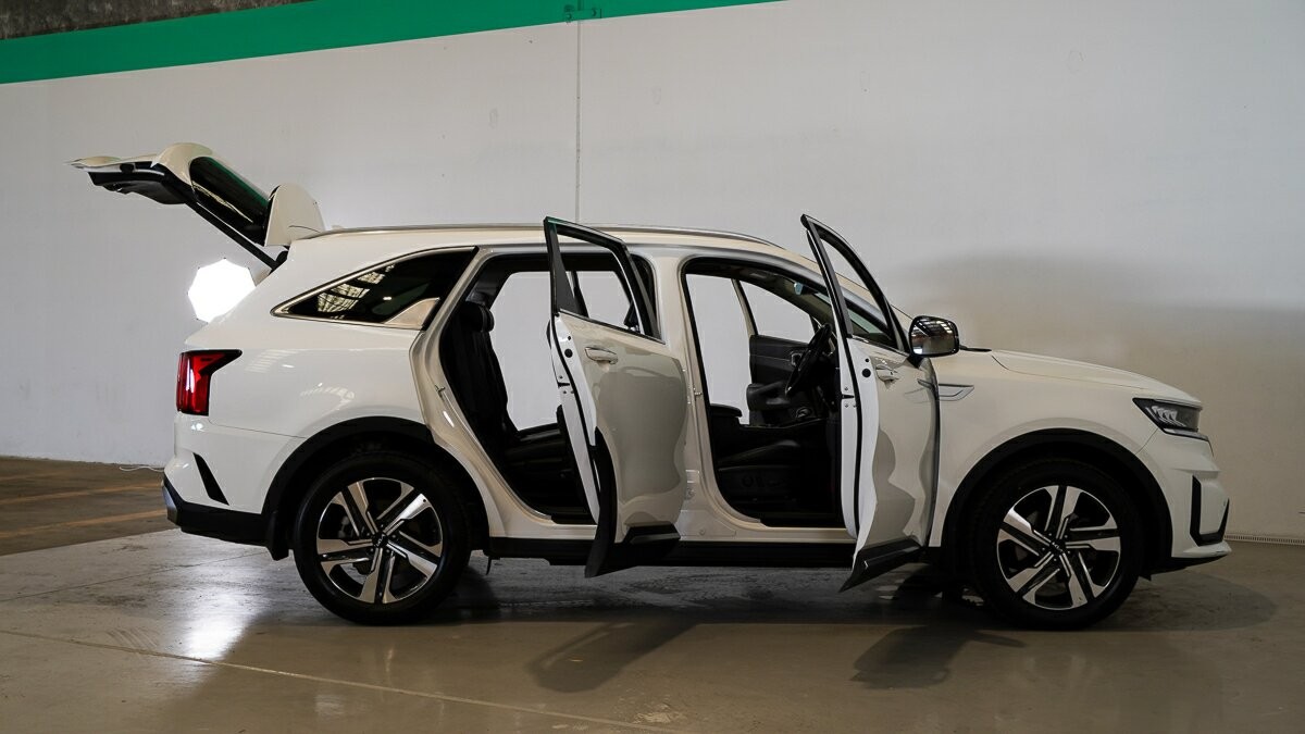 Kia Sorento image 4