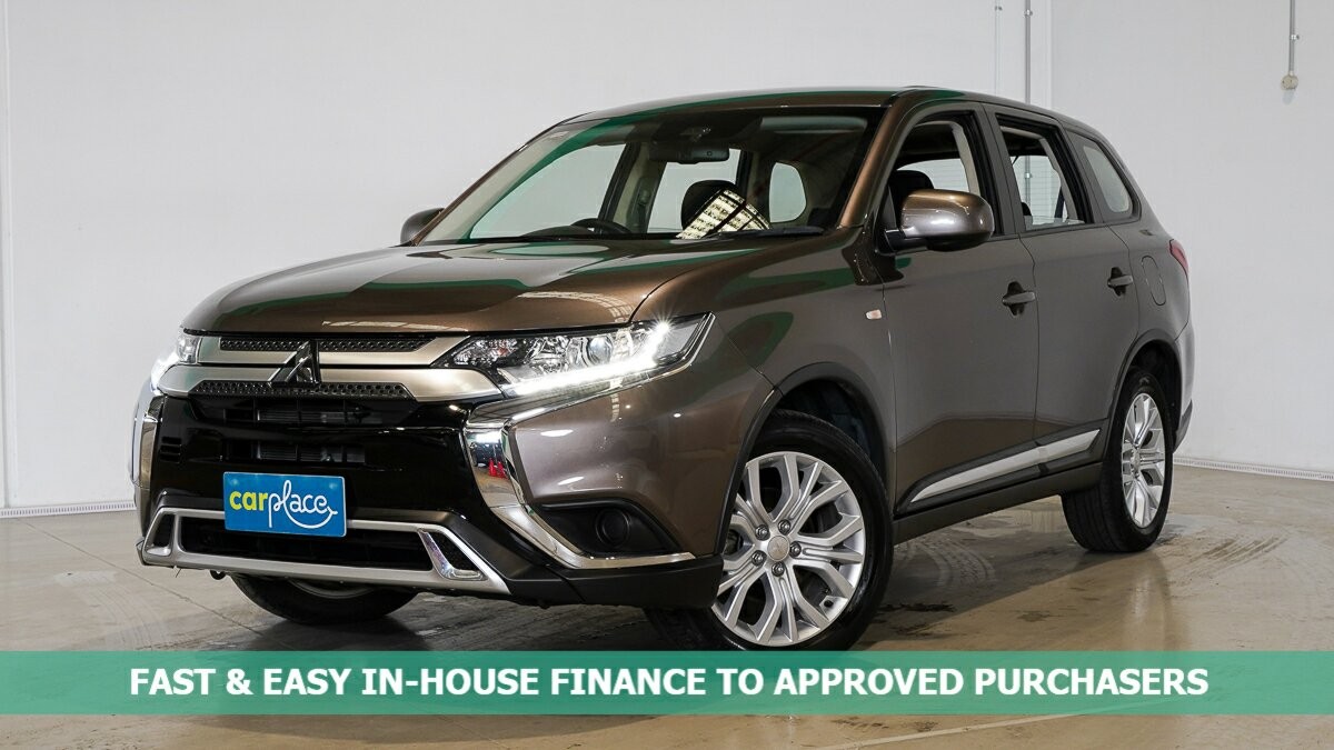 Mitsubishi Outlander image 1