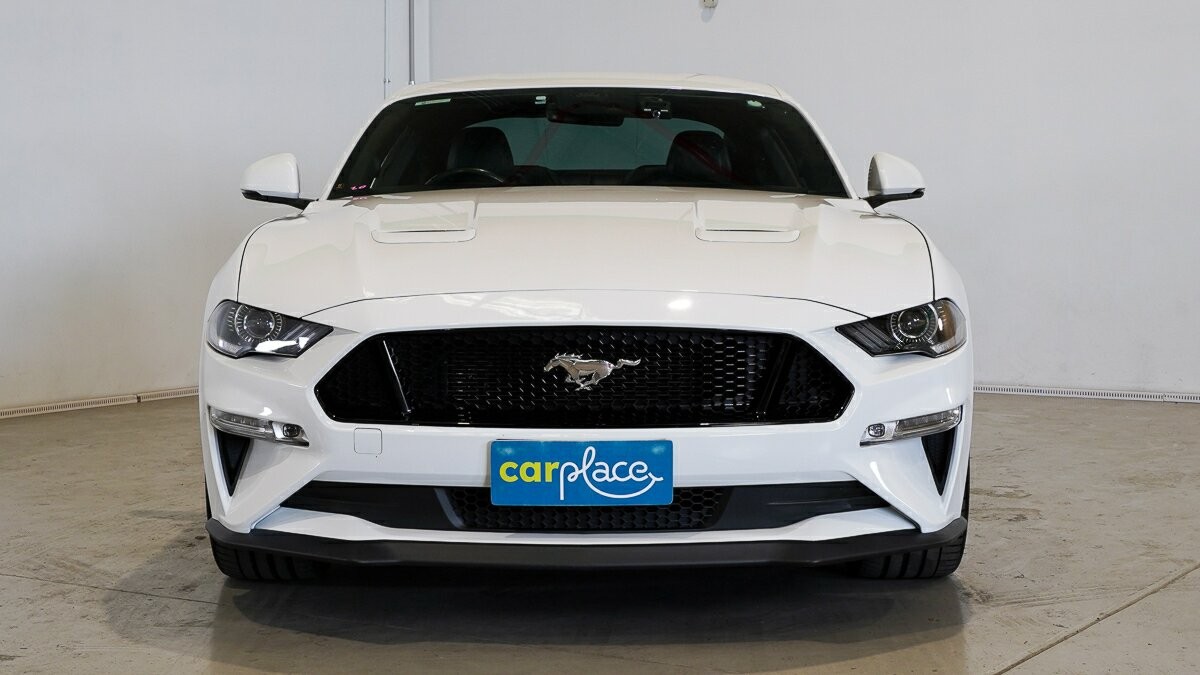 Ford Mustang image 2