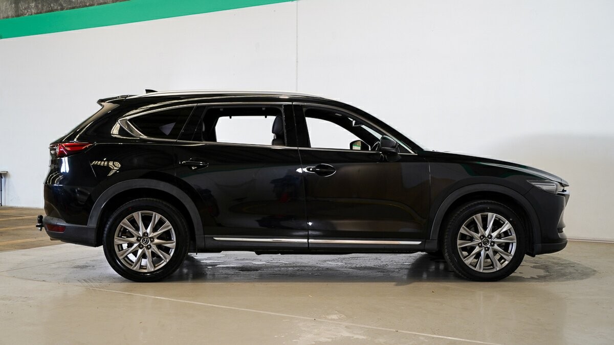 Mazda Cx-8 image 3