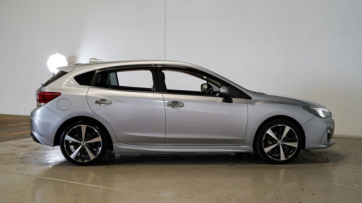 Subaru Impreza image 3