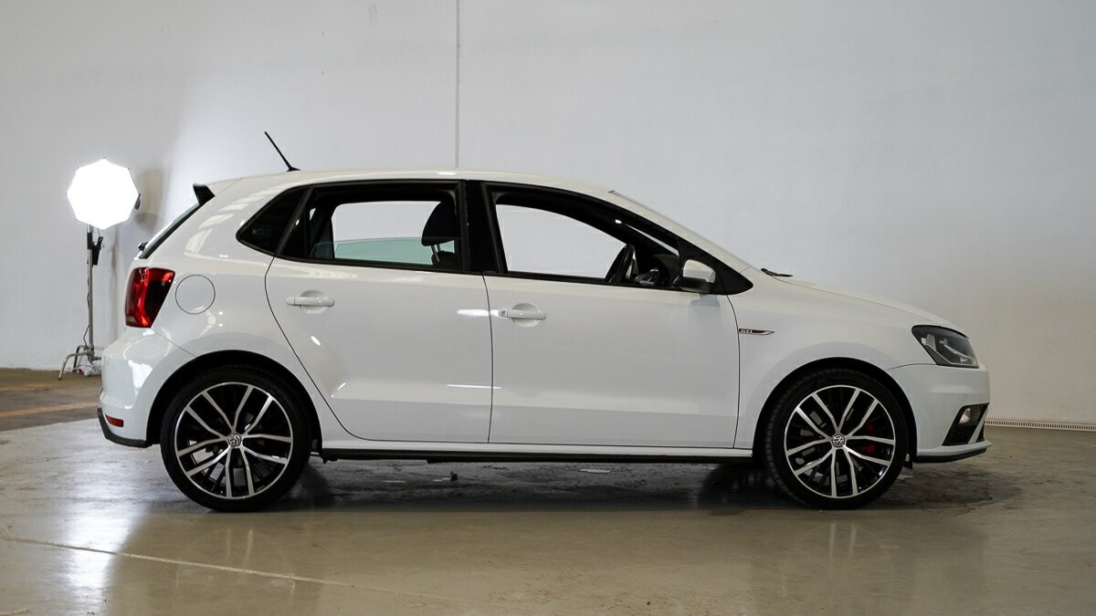 Volkswagen Polo image 3