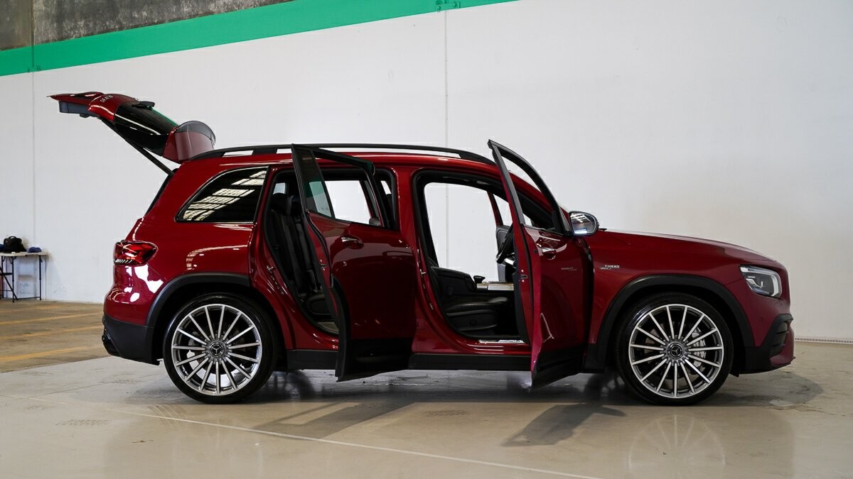 Mercedes Benz Glb-class image 4