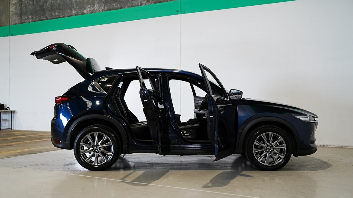 Mazda Cx-5 image 4