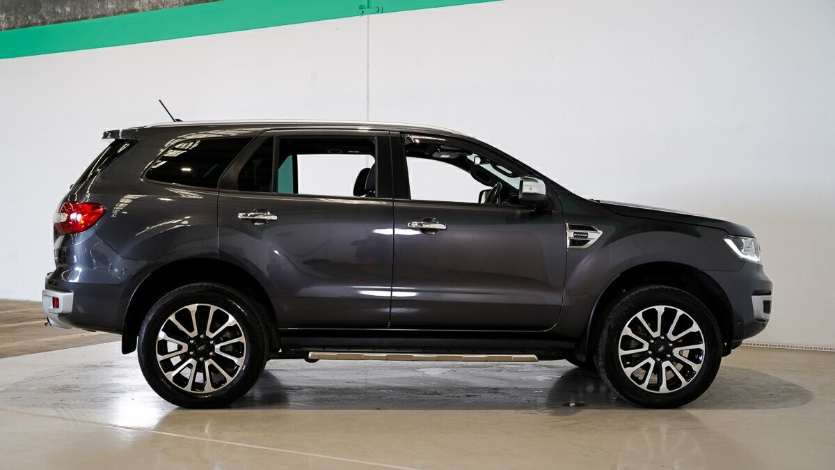 Ford Everest image 3