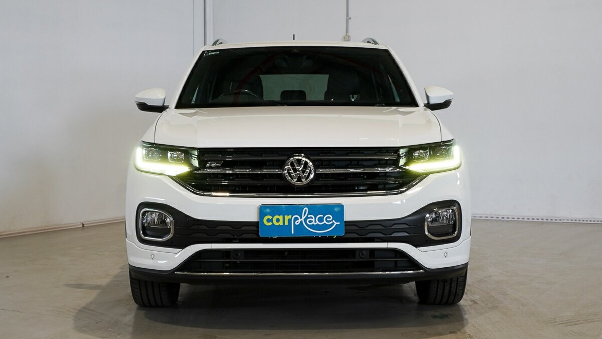 Volkswagen T-cross image 2