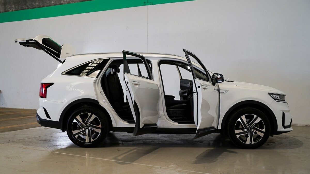 Kia Sorento image 4