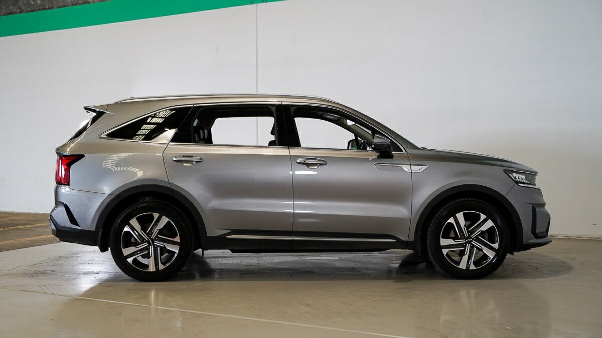 Kia Sorento image 3