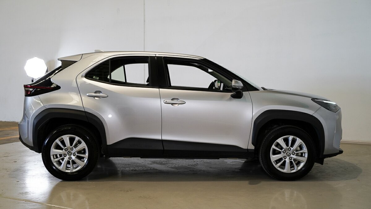 Toyota Yaris Cross image 3