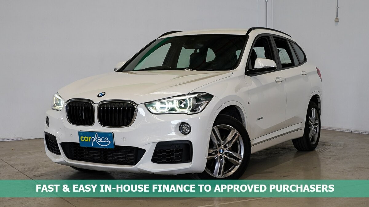 BMW X1 image 1