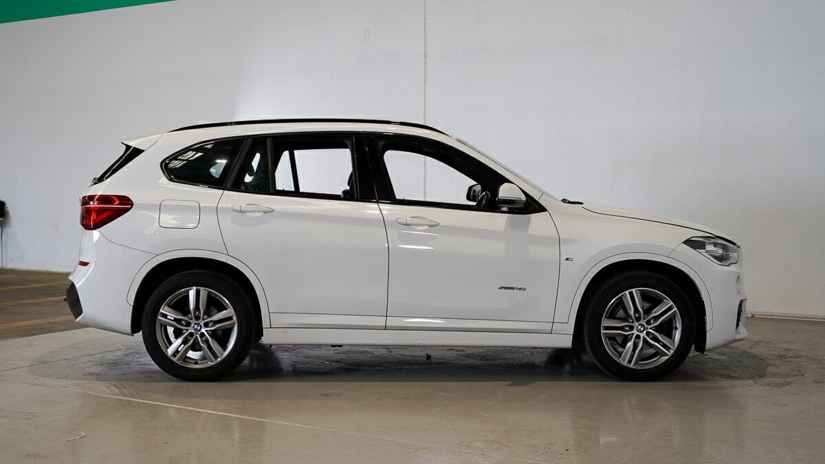 BMW X1 image 3
