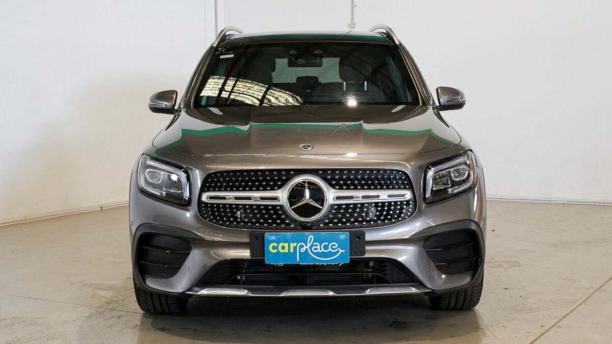 Mercedes Benz Glb-class image 2