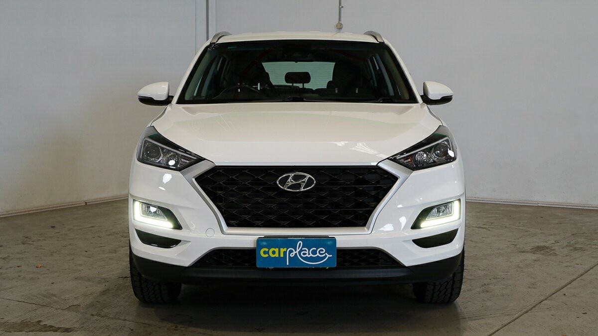 Hyundai Tucson image 2
