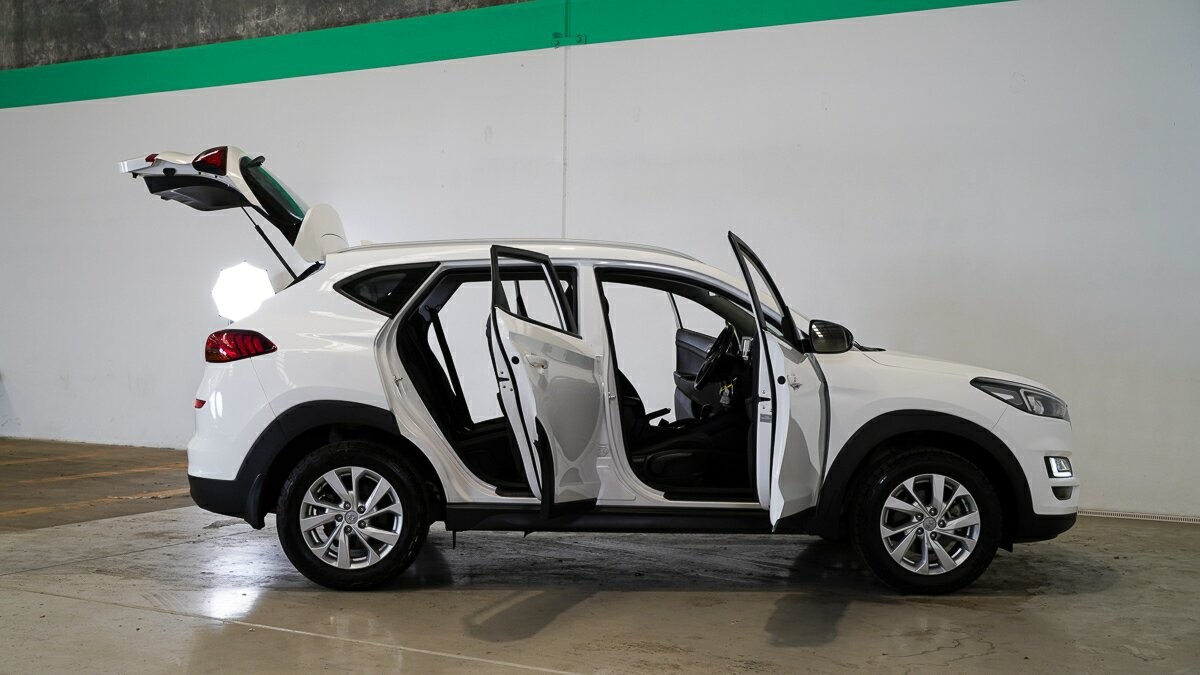 Hyundai Tucson image 4