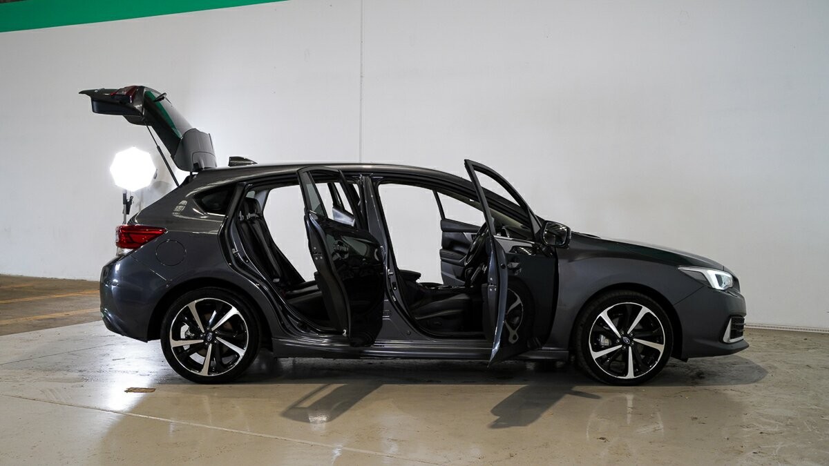 Subaru Impreza image 4