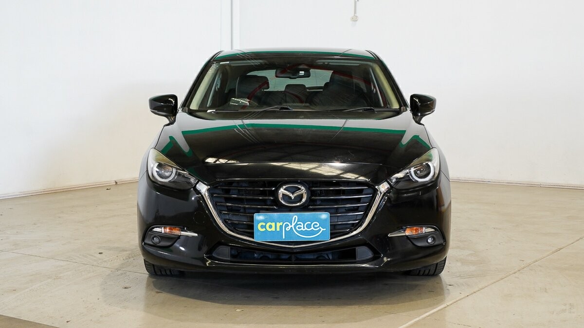 Mazda 3 image 2