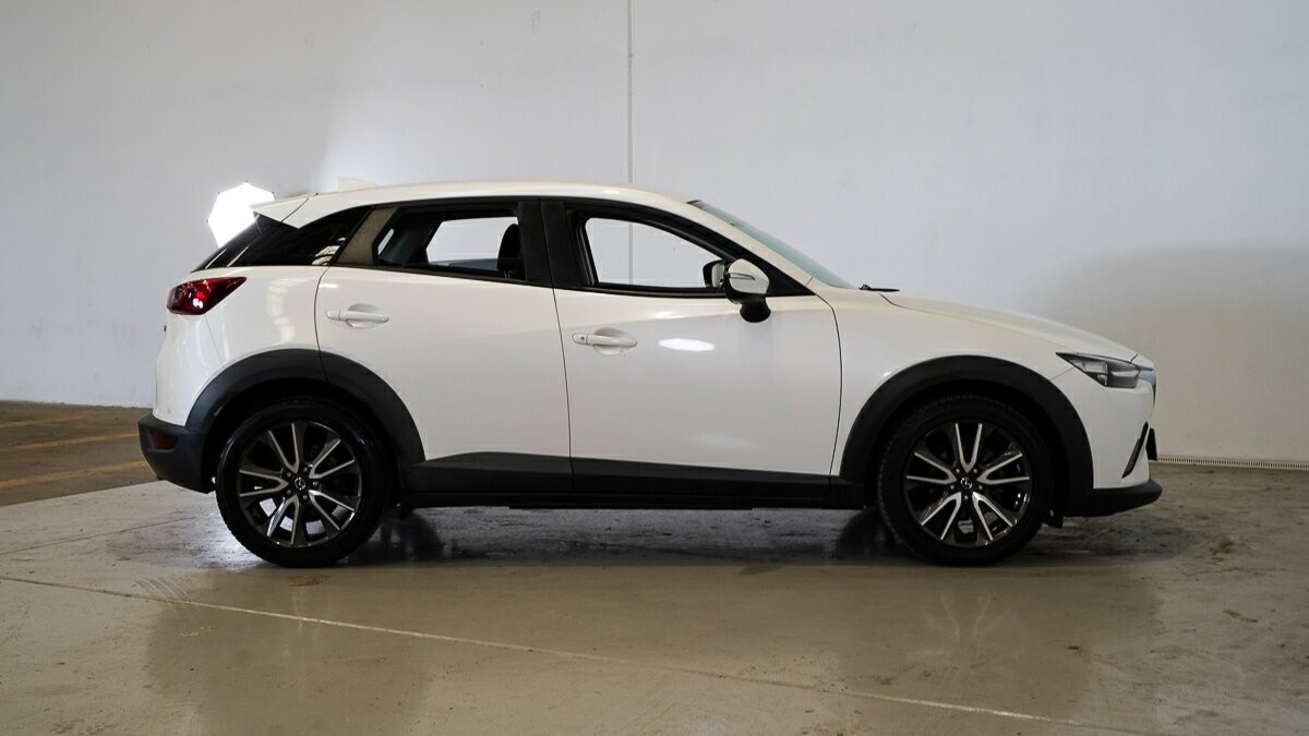 Mazda Cx-3 image 3