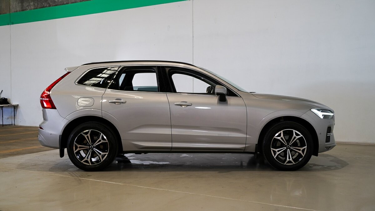 Volvo Xc60 image 3