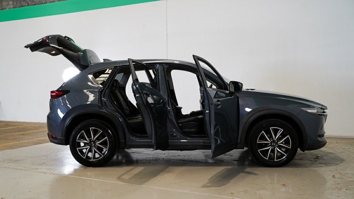 Mazda Cx-5 image 4