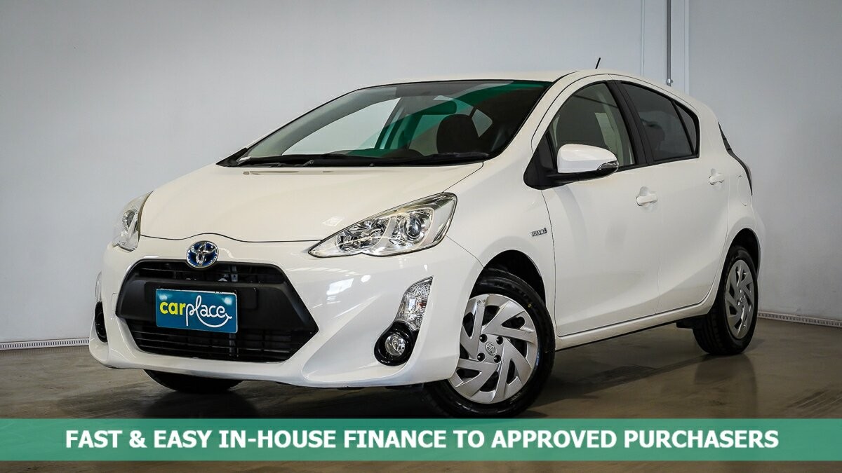 Toyota Prius C image 1