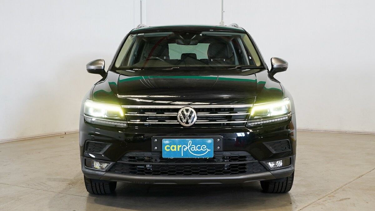 Volkswagen Tiguan image 2