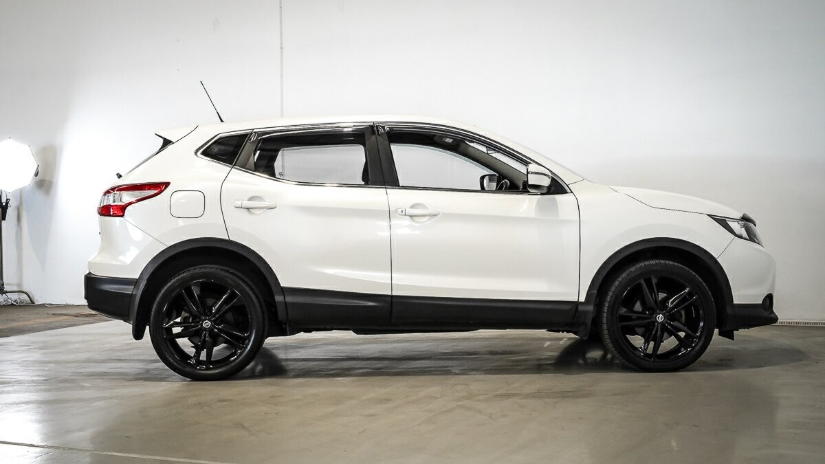 Nissan Qashqai image 3