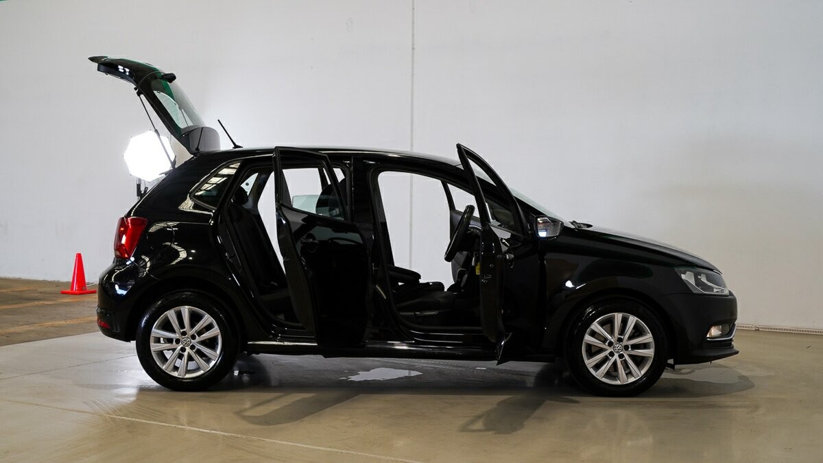 Volkswagen Polo image 4