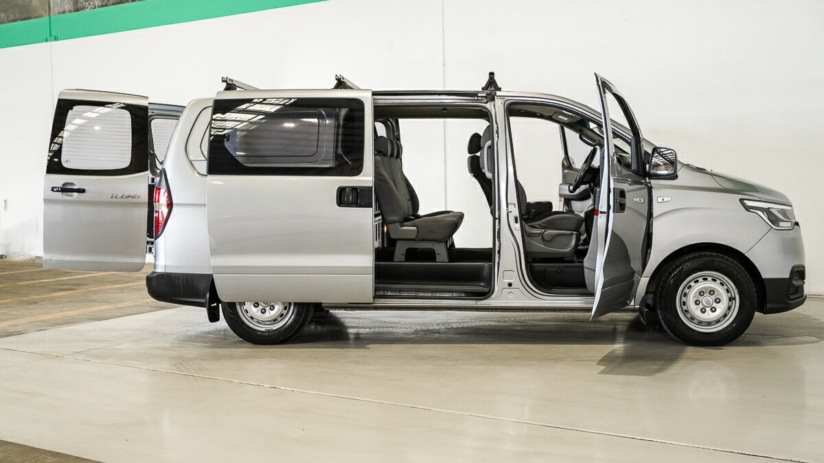 Hyundai Iload image 4