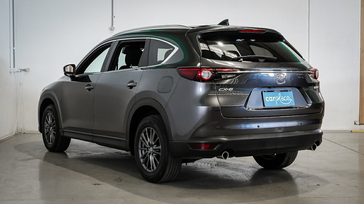 Mazda Cx-8 image 3