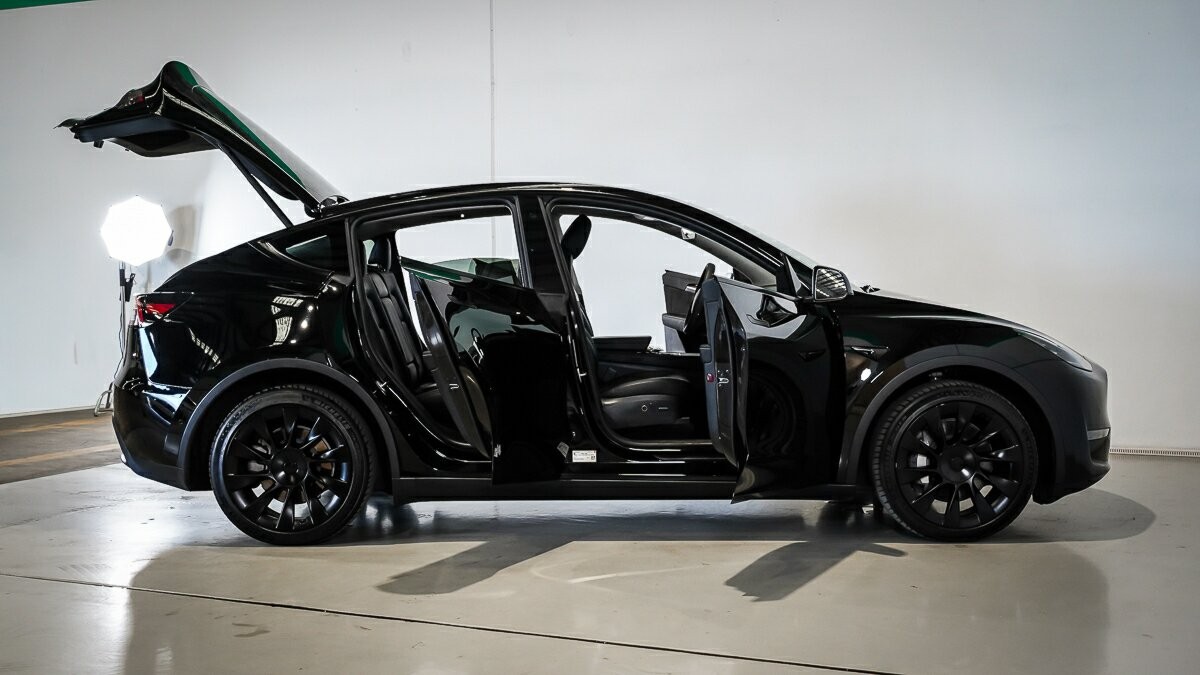 Tesla Model Y image 4