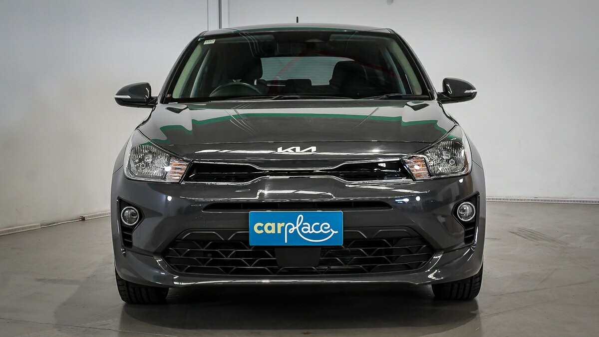 Kia Rio image 2