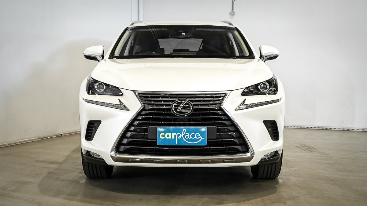 Lexus Nx image 2