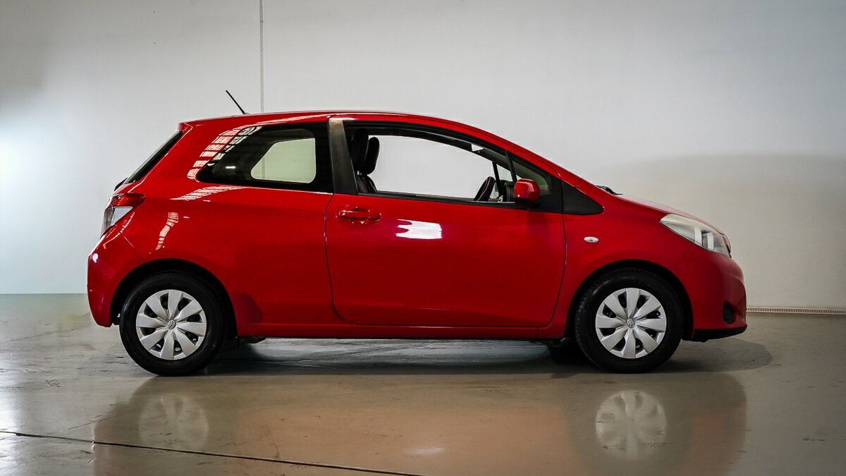 Toyota Yaris image 3