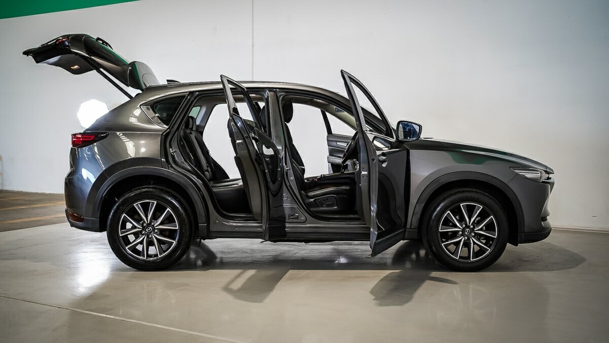 Mazda Cx-5 image 4