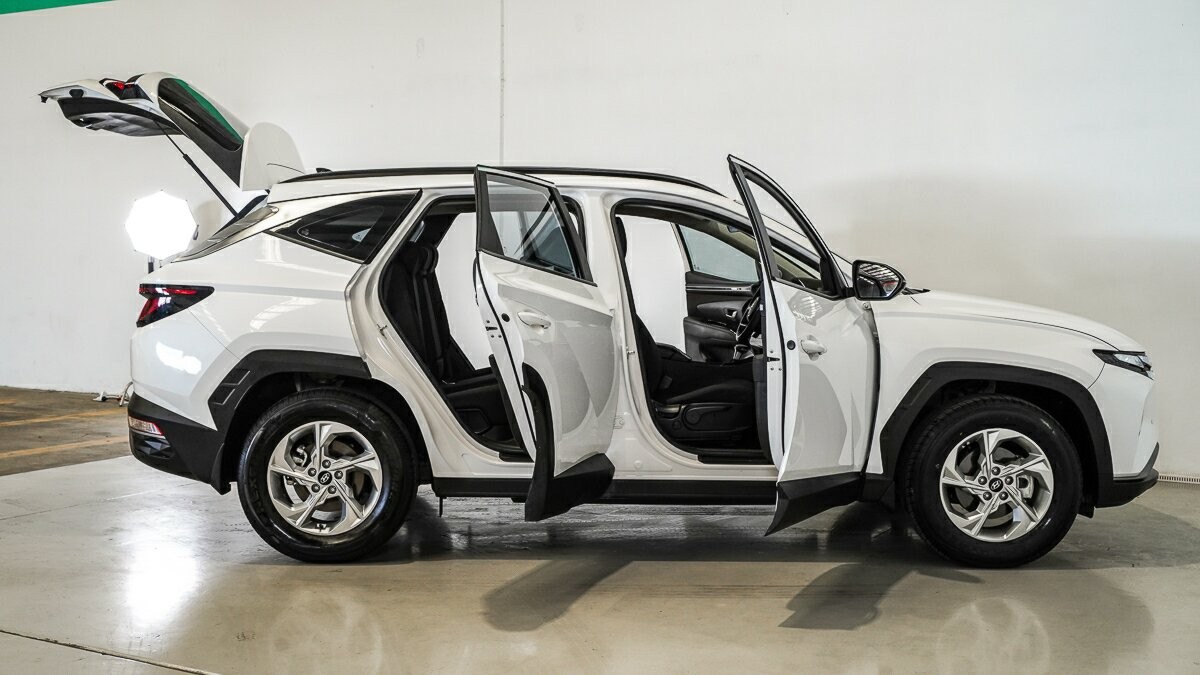 Hyundai Tucson image 4