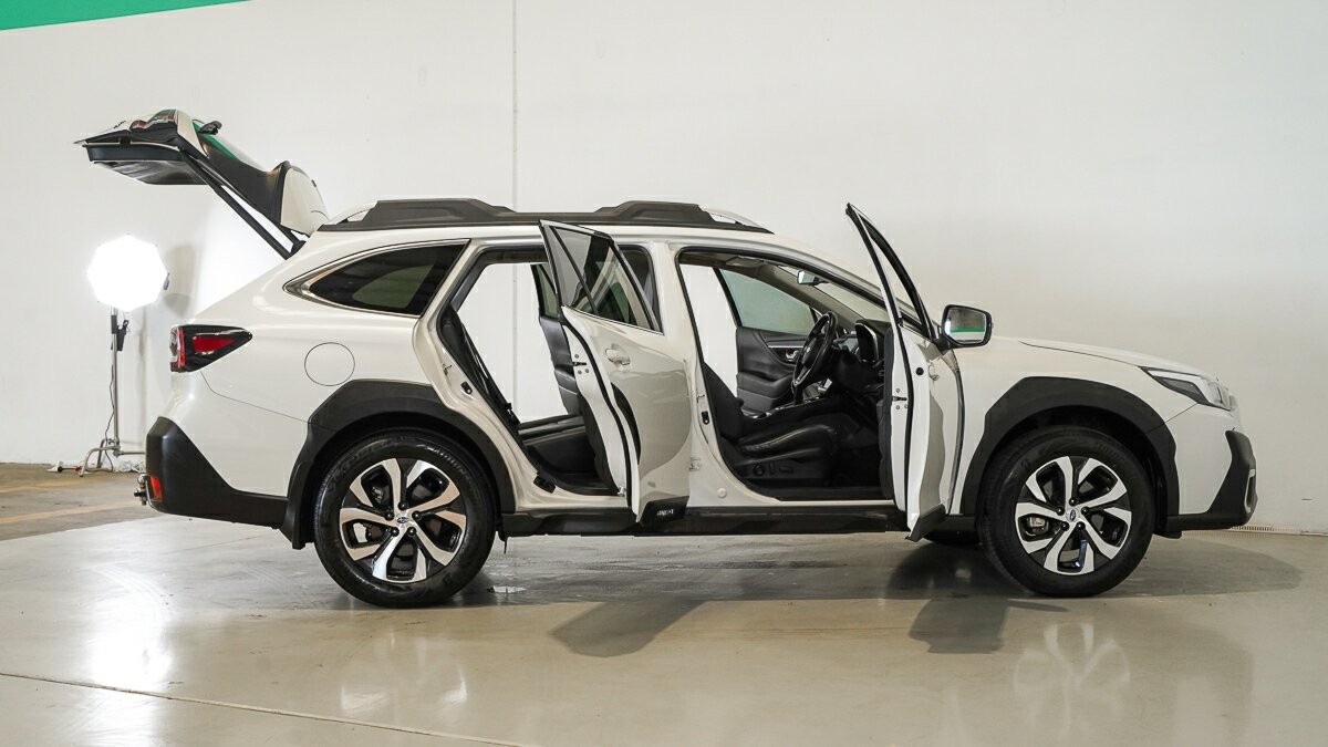 Subaru Outback image 4