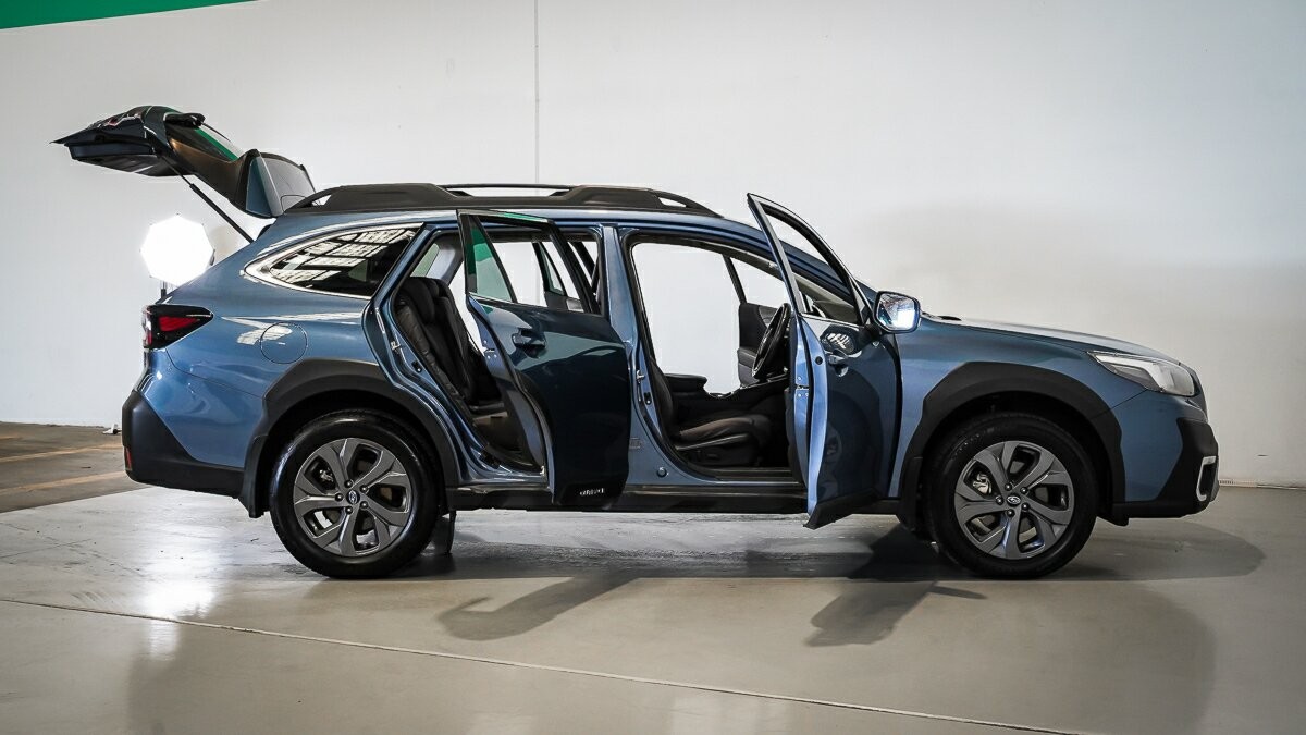 Subaru Outback image 4