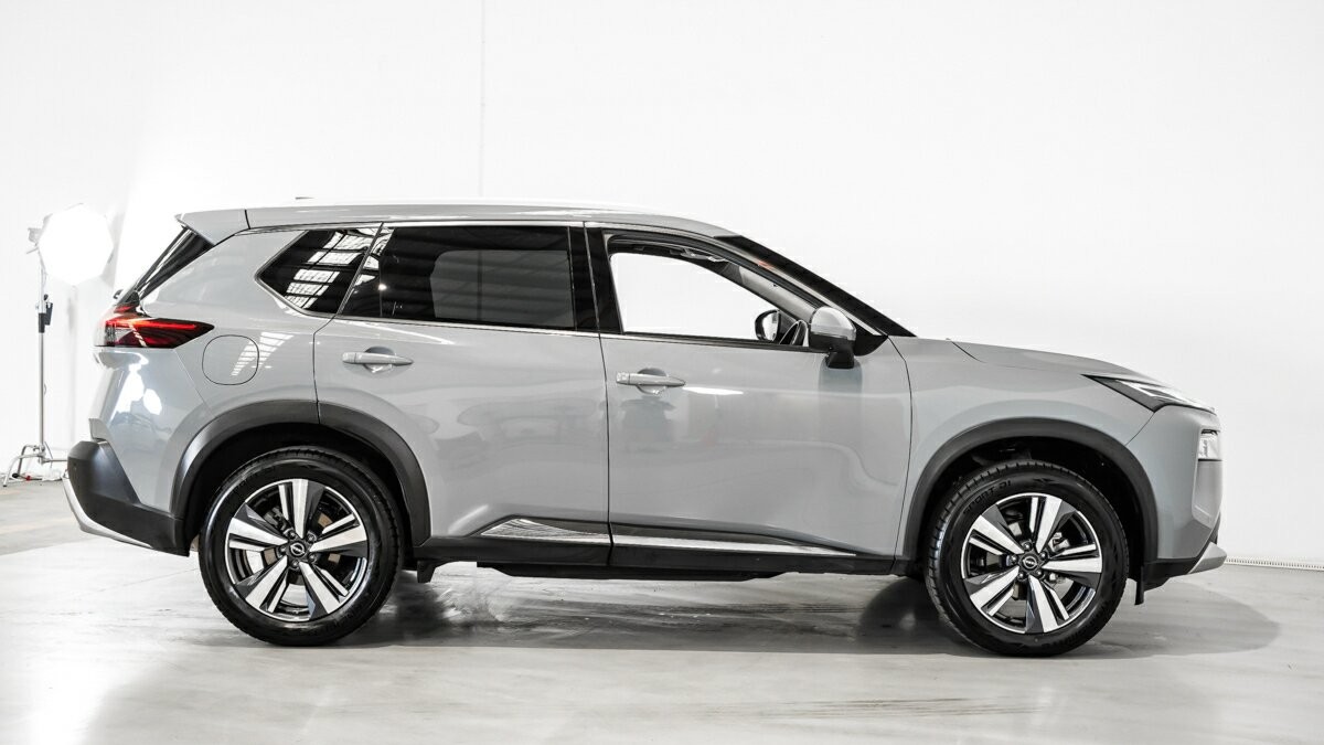 Nissan X-trail image 3