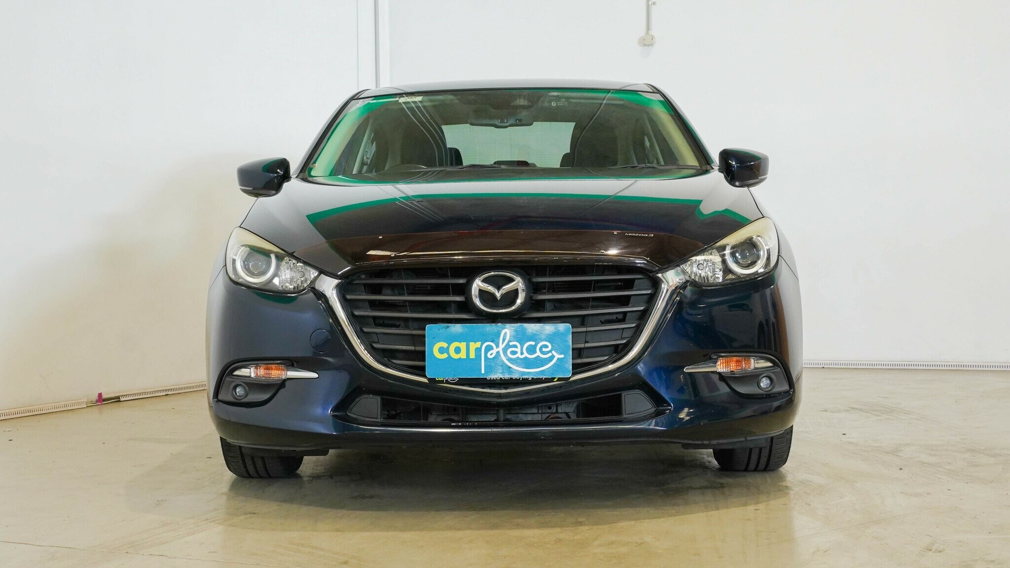 Mazda 3 image 2