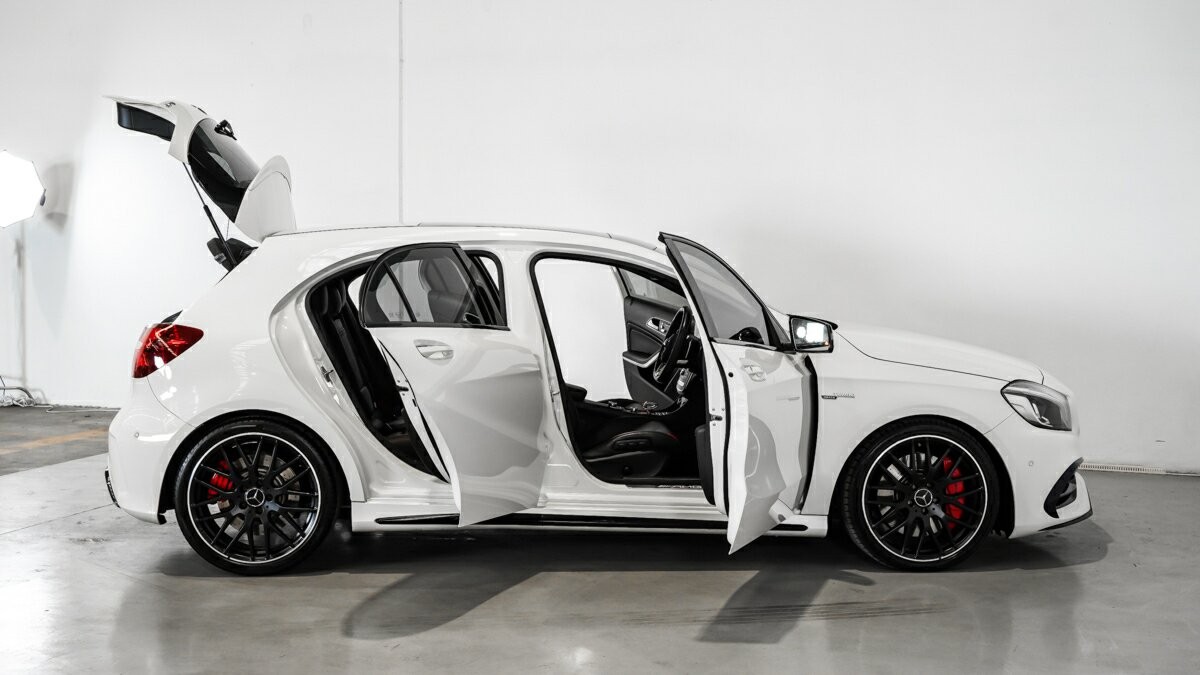 Mercedes Benz A-class image 4